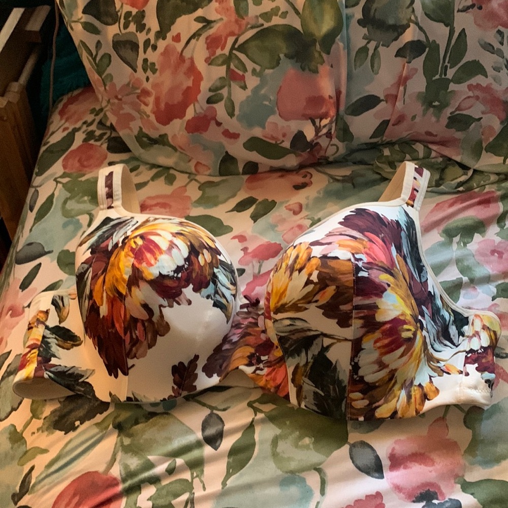 Smooth Balconette Bra